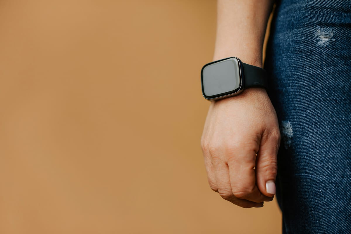 Lifelogging under fascism