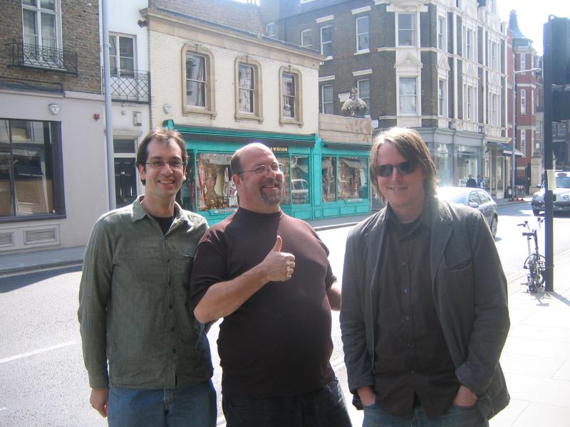 A fun memory that @marccanter4real just sent me. Him, @davetosh and me, meeting in London, 2007.