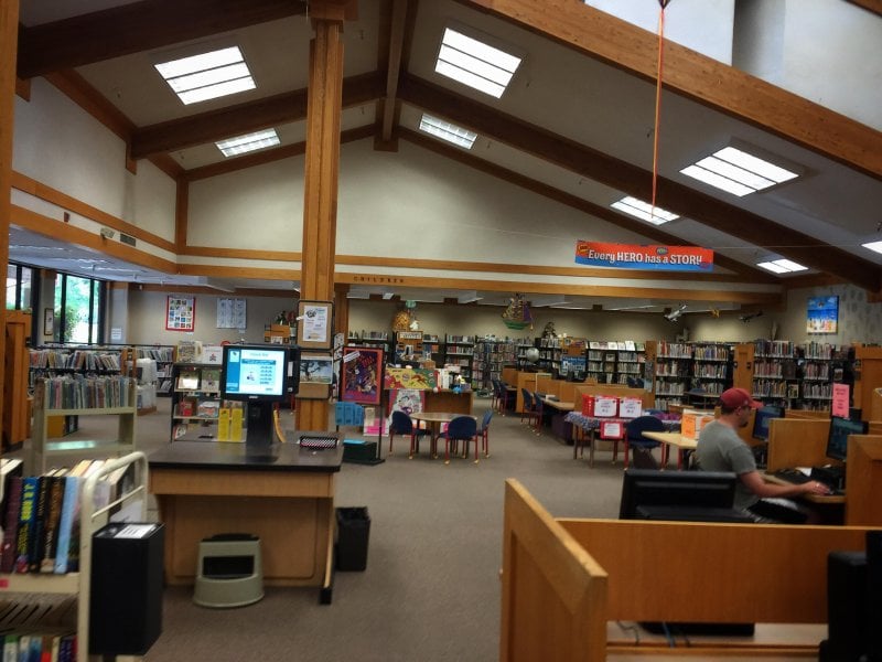 Found myself in this strange place this lunchtime. It's called a "library". I'm a fan.