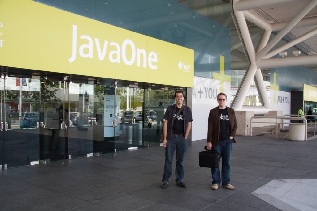 Ben Werdmuller and Dave Tosh outside the JavaOne conference in San Francisco in 2008