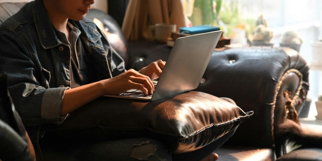 It's a writer. On a laptop. Which is not how I do it.